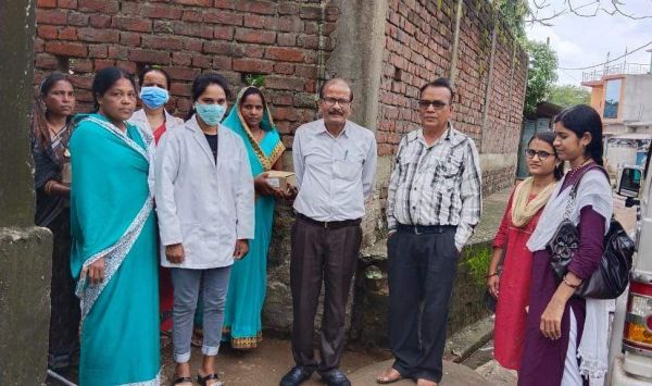 बाढ़ प्रभावित क्षेत्रों में डटी है स्वास्थ्य विभाग की टीम