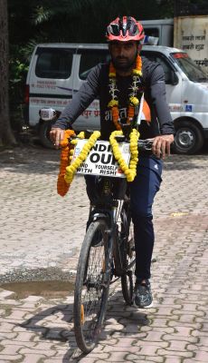 एमपी का जवान पोर्न फोटो वीडियो पर रोक लगाने 14 हजार किमी यात्रा पर निकला