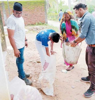 ईशान ने गुल्लक में जमा पैसों से की बाढ़ पीडि़तों की मदद 