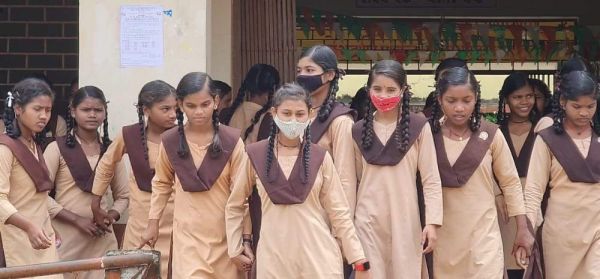 बेमुद्दत हड़ताल: कोण्डागांव के 814 स्कूलों में लगे ताले, तिमाही परीक्षा में कुछ ही दिन बाकी
