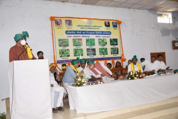 पुरातन ज्ञान को प्रमाणिकता के दायरे में लाकर समाज के अधिकाधिक लोगों तक पहुंचाना होगा-सिंहदेव