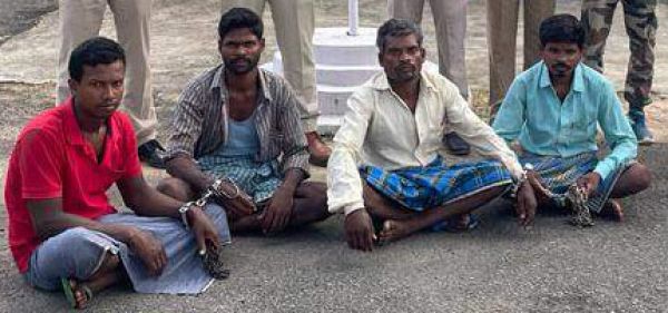 जमीन विवाद : लाठी-डंडे से पीटकर की थी हत्या, 4 गिरफ्तार