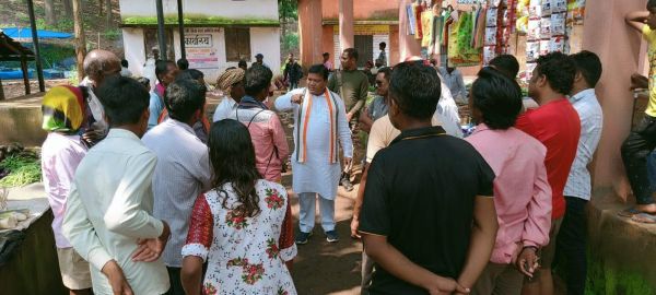 सडक़ निर्माण के लिए 12 करोड़ मंजूर