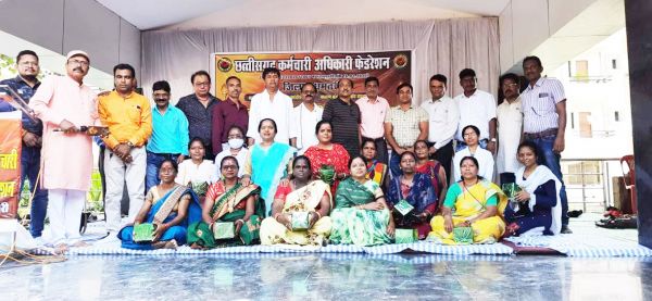 बेमुद्दत हड़ताल, 9वें दिन भी जारी
