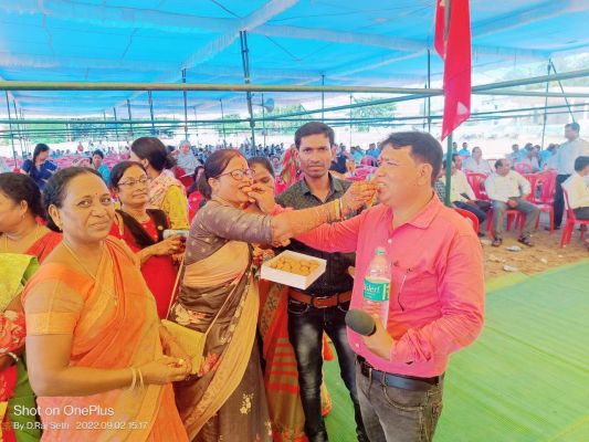 12 दिन बाद अनिश्चितकालीन हड़ताल समाप्त