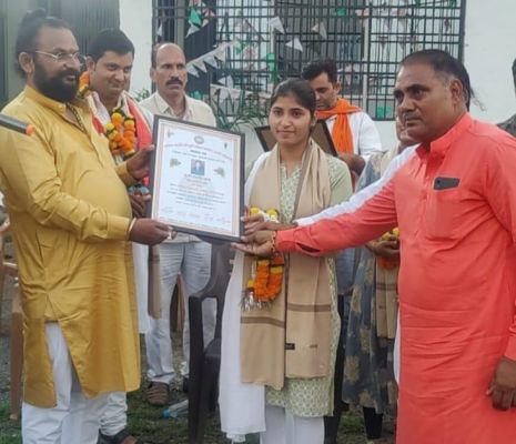 पंद्रह लाख  पैकेज नियुक्ति पर स्वाति ने भोजपुरी समाज का बढ़ाया मान