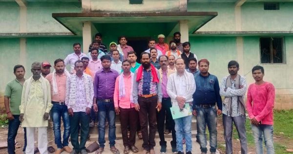 माकड़ी ब्लॉक के अध्यक्ष बने दिनेश