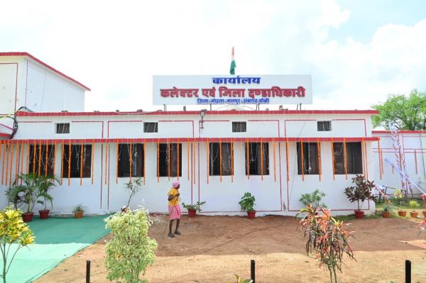 सरकार के चुनाव में जाने से पहले केसीजी और एमएमसी जिला बुनियादी सुविधाओं से होगा लैस