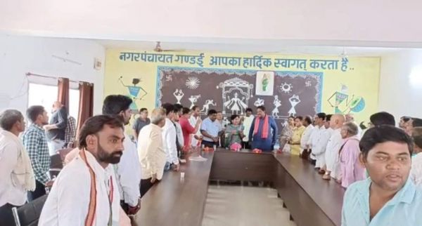 कांग्रेसियों ने गंडई में जिला अस्पताल की रखी मांग
