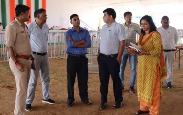 कलेक्टर-एसपी ने नए जिले के शुभारंभ कार्यक्रम की तैयारियों का लिया जायजा