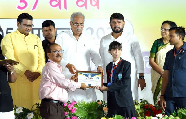 भावी पीढ़ी को वैचारिक एवं शैक्षणिक रूप से मजबूत बनाने सरकार का हर संभव प्रयास-भूपेश