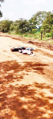 रोड रोलर और बाइक की टक्कर, गाड़ी के साथ नीचे दबा, मौत