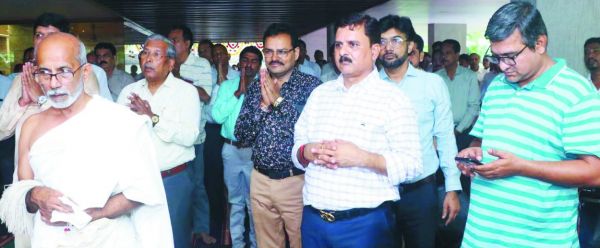 पैर में पड़ी मोच और इंसान की छोटी सोच आगे बढऩे में बाधक-राष्ट्रसंत ललित प्रभजी