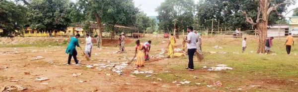  मेला स्थल व मंदिर प्रांगण में चलाया स्वच्छता अभियान