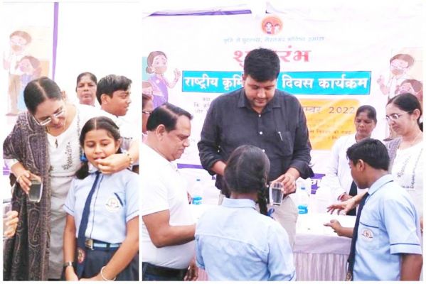 विद्यार्थियों को खिलाये गये कृमि नाशक अल्बेंडाजोल की टेबलेट