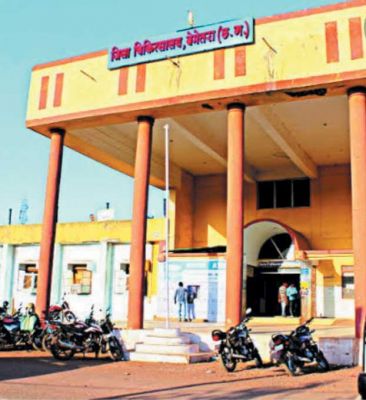 हड्डी जोडऩे का प्लास्टर उपलब्ध नहीं, कर्ज का हवाला देकर मेडिकल संचालक ने खड़े किए हाथ