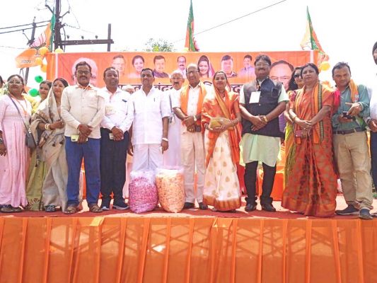 नांदगांव के कार्यकर्ताओं ने राष्ट्रीय अध्यक्ष नड्डा का किया स्वागत