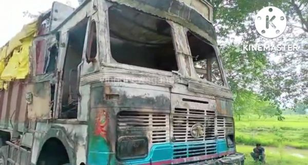 गेहूं से भरा ट्रक जलकर खाक