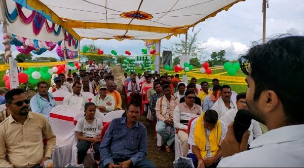 100 से अधिक किसानों ने उठाया प्रदर्शनी का लाभ
