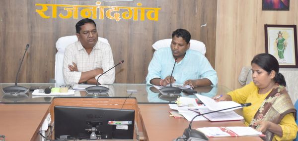 पशुओं को कांजी हाउस में रखें क्षमतानुसार