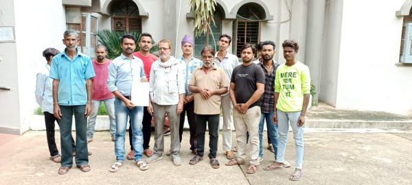 चौपाटी में ग्राहकी नहीं, कारोबारियों  में आक्रोश, कलेक्टर से शिकायत