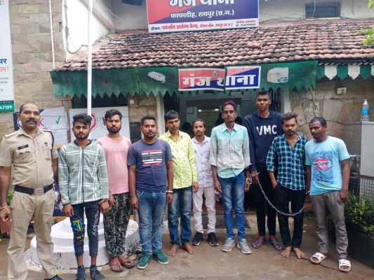 झांकी की भीड़ से 20 चाकूबाज पकड़ाए, नवरात्रि में भी अभियान जारी रहेगा, पकड़ाए तो दीवाली जेल में
