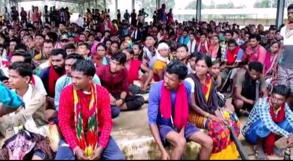 जेल में अव्यवस्था के खिलाफ रैली, ग्रामीणों ने खोला मोर्चा