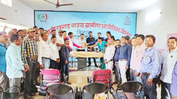 सरपंच व सचिव संघ ने नए जनपद सीईओ का किया स्वागत