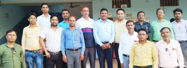 निजी स्कूल संचालकों ने शिक्षाधिकारी को बताई समस्या