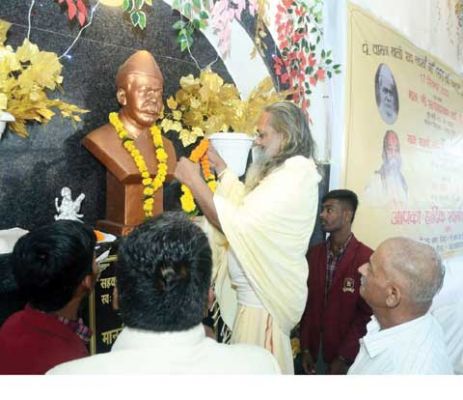 शिक्षा के क्षेत्र में लाखे का अतुलनीय योगदान