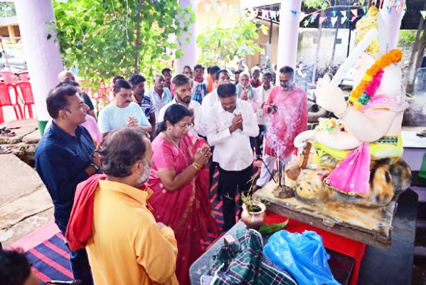 विश्वकर्मा जयंती: नगर निगम में मूर्ति स्थापित
