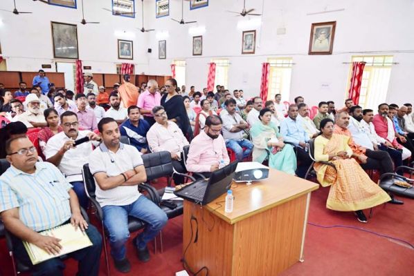 महापौर की अध्यक्षता में कार्यशाला आयोजित
