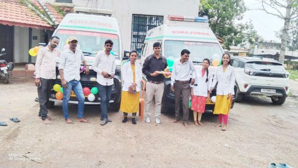 विश्वकर्मा जयंती पर वाहनों की पूजा-अर्चना  