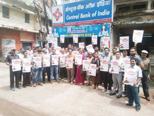 सीबीआई कर्मियों की हड़ताल खत्म, 4 हजार कर्मियों के तबादले का विरोध कर रहे थे
