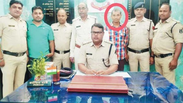  घर की बाड़ी में लाश को दफन कर था फरार, लिव इन में रहने वाला ही निकला हत्यारा