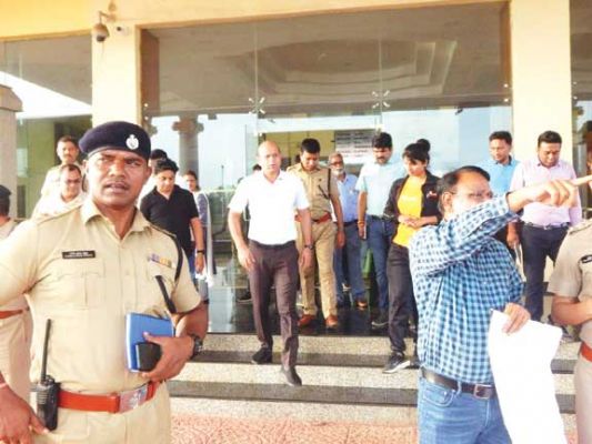 मैच के लिए परसदा स्टेडियम तक सिटी बस चलेगी, पहले दिन एंट्री फ्री