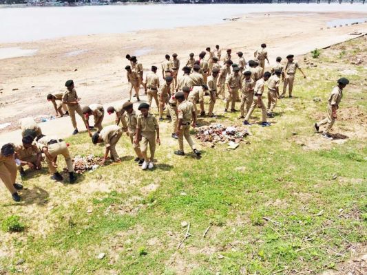 27 सीजी बटालियन एनसीसी ने चलाया सफाई अभियान