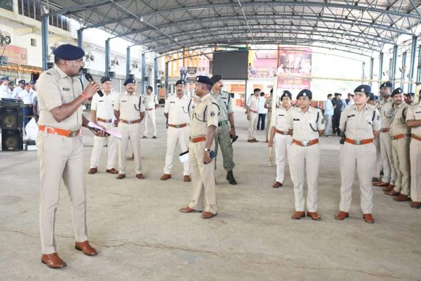 डोंगरगढ़ मेला के लिए जवानों को ड्यूटी वितरित