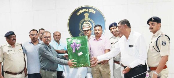 एसडीओपी बेमेतरा राजीव शर्मा को दी विदाई