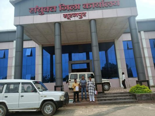 किसानों का दूध लेने से मना करने के विरोध में आज चक्काजाम