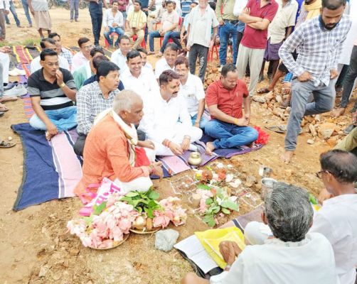 निर्माण कार्यों का भूमिपूजन