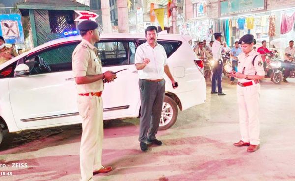 ट्रैफिक व्यवस्था सुधारने अफसरों को निर्देश