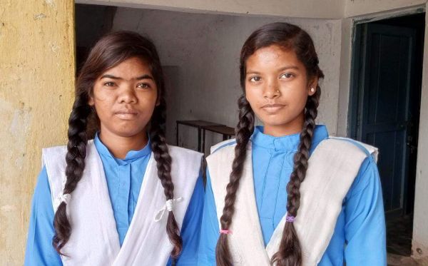 जिला स्तरीय विज्ञान मेला में कुसमी की प्रियंका व मंजू की टीम प्रथम