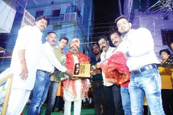 षड़ंगी के जसगीतों में झूमता रहा लोधीपारा