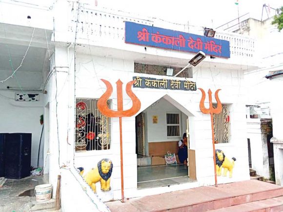 पंचमी विशेष... : दशहरे के दिन ही खुलते हैं शस्त्रागार के पट