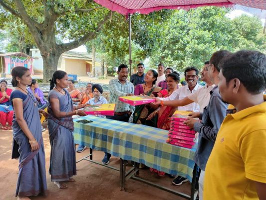 माँ दंतेश्वरी सेवा समिति के सदस्यों का सम्मान