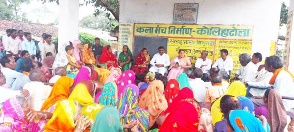 विधायक छन्नी ने चौपाल लगाकर सुनी समस्याएं