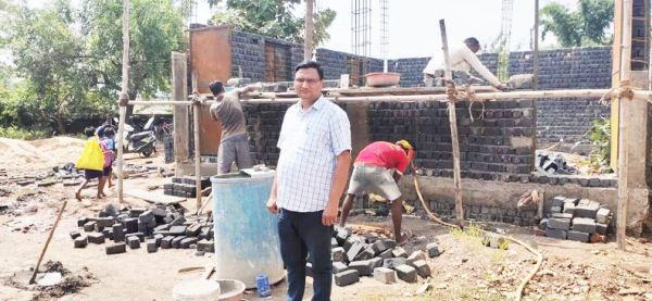 सरकारी स्कूलों के अतिरिक्त कक्षाओं का तेजी से निर्माण जारी