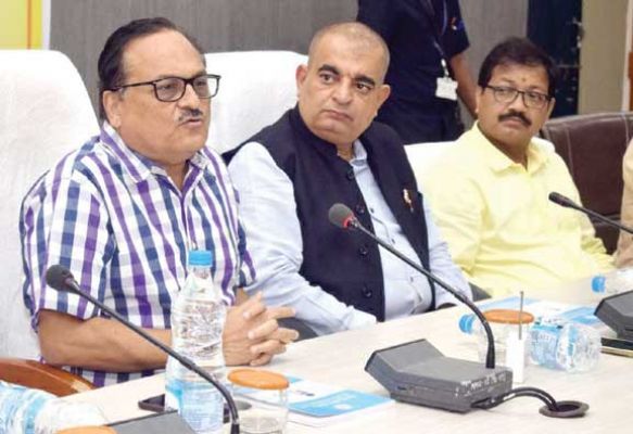 सूचना का अधिकार अधिनियम सरकार के कार्यों को पारदर्शी बनाता है-राउत