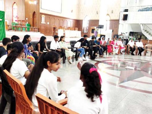 संडे स्कूल रैली में प्रदेशभर के बच्चे जुटे